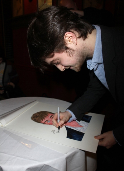 Photo Coverage: EQUUS Star Daniel Radcliffe's Caricature Unveiled at Sardi's Image