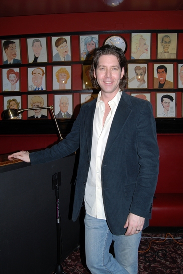 Photo Coverage: James Barbour Sings 'LOVE SONGS' at Sardi's 