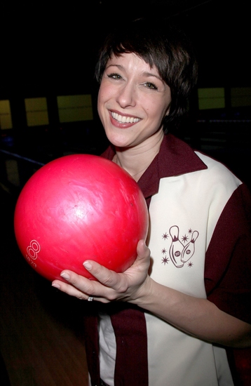 Photo Coverage: Second Stage Theatre's 2009 All-Star Bowling Classic Image