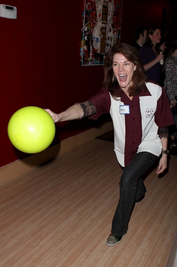 Photo Coverage: Second Stage Theatre's 2009 All-Star Bowling Classic Image