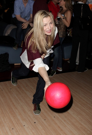 Photo Coverage: Second Stage Theatre's 2009 All-Star Bowling Classic Image