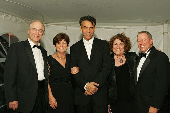 Photo Flash: Brian Stokes Mitchell At The Landmark Gala Image