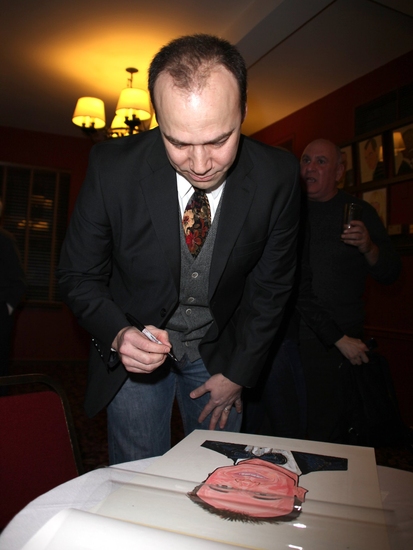 Photo Coverage: Danny Burstein Joins Sardi's Wall of Fame Image