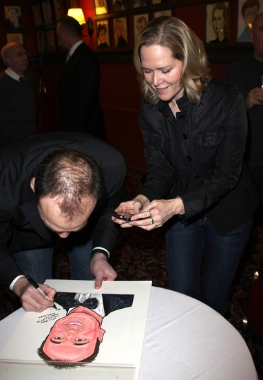 Photo Coverage: Danny Burstein Joins Sardi's Wall of Fame Image