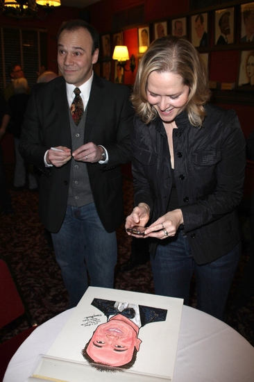 Photo Coverage: Danny Burstein Joins Sardi's Wall of Fame Image