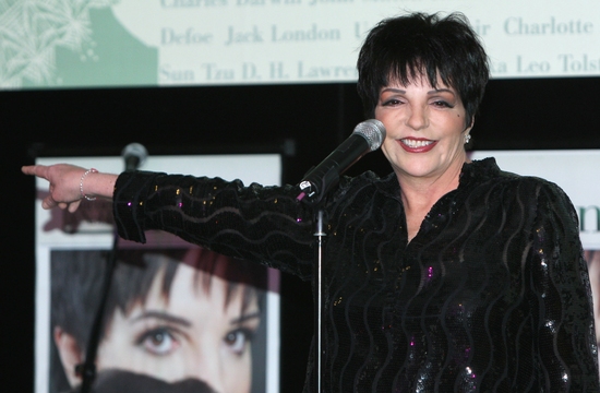 Photo Coverage: LIZA'S at... Barnes & Noble! Image