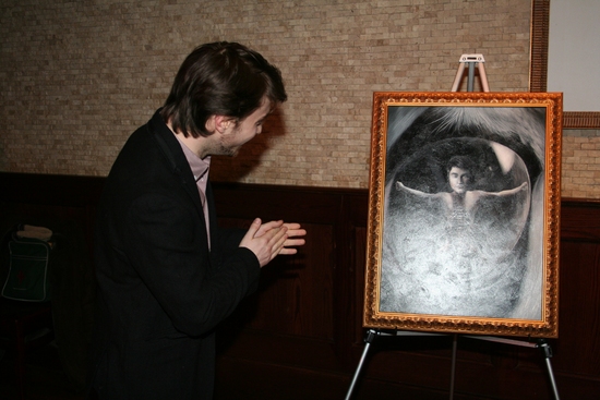 Photo Coverage: EQUUS Star Daniel Radcliffe's Portrait Unveiled at Tony's DiNapoli Image