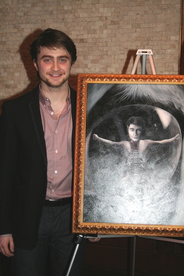 Photo Coverage: EQUUS Star Daniel Radcliffe's Portrait Unveiled at Tony's DiNapoli Image