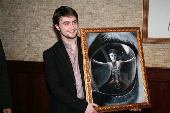 Photo Coverage: EQUUS Star Daniel Radcliffe's Portrait Unveiled at Tony's DiNapoli Image