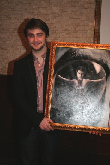 Photo Coverage: EQUUS Star Daniel Radcliffe's Portrait Unveiled at Tony's DiNapoli Image