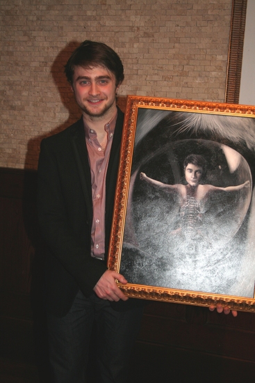 Photo Coverage: EQUUS Star Daniel Radcliffe's Portrait Unveiled at Tony's DiNapoli Image