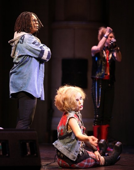 Photo Coverage: BROADWAY BACKWARDS 4 - Performance Part Two Image