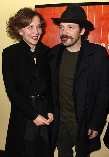 Maggie Gyllenhaal and Peter Sarsgaard

 Photo