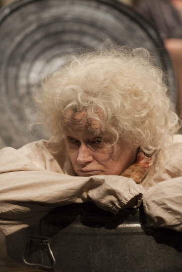 Photo Flash: American Repertory Theatre's END GAME Image