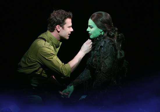 Nicolas Dromard as Fiyero and Teal Wicks as Elphaba Photo