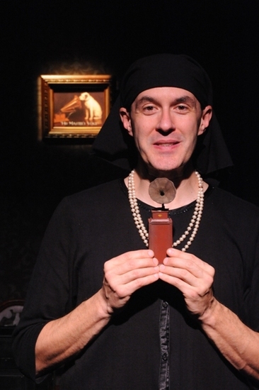 Photo Flash: Everyman Theatre's I AM MY OWN WIFE Image