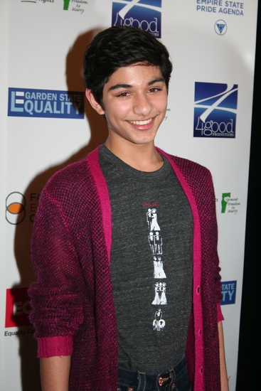 Photo Coverage: 'DEFYING INEQUALITY' The Benefit - Part One Image