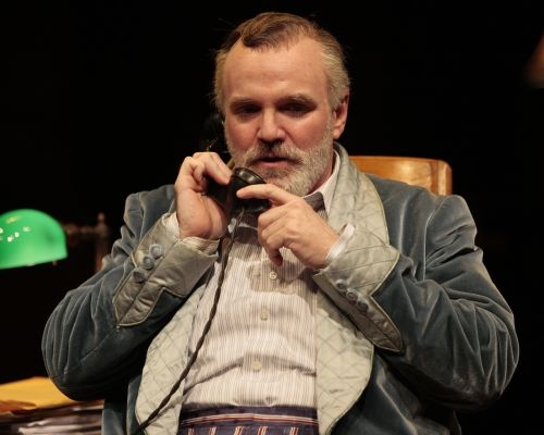 Photo Flash: 'THE MAN WHO CAME TO DINNER' at Houston's Alley Theatre Image