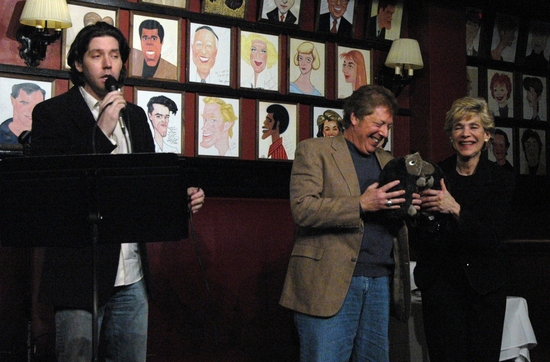 Photo Coverage: James Barbour's 'LOVE SONGS' at Sardi's Image