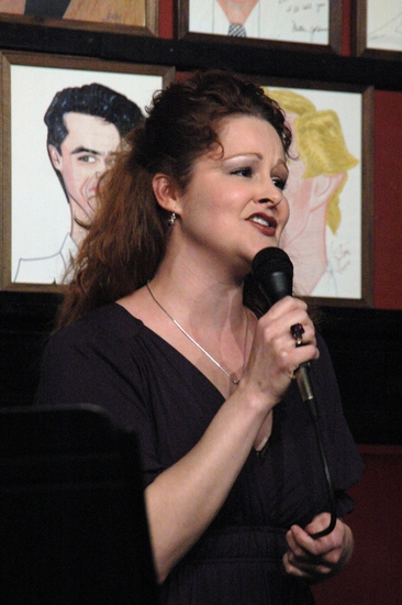 Photo Coverage: James Barbour's 'LOVE SONGS' at Sardi's Image