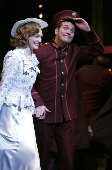 Photo Coverage: GUYS & DOLLS Opening Night Curtain Call! Image