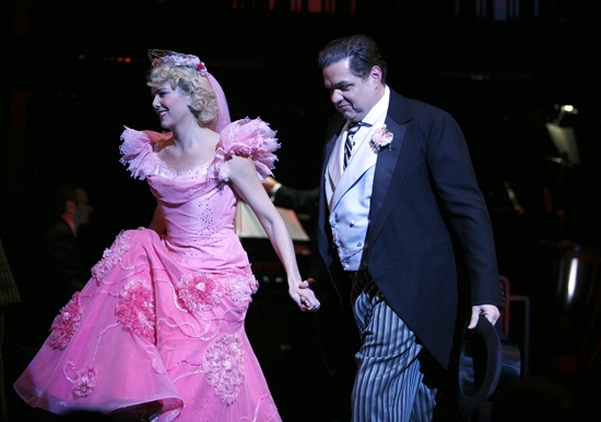 Photo Coverage: GUYS & DOLLS Opening Night Curtain Call! Image