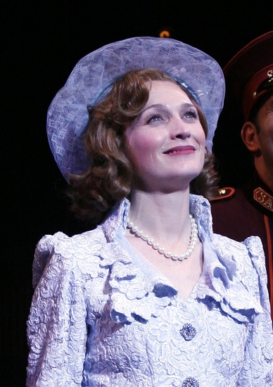 Photo Coverage: GUYS & DOLLS Opening Night Curtain Call! Image