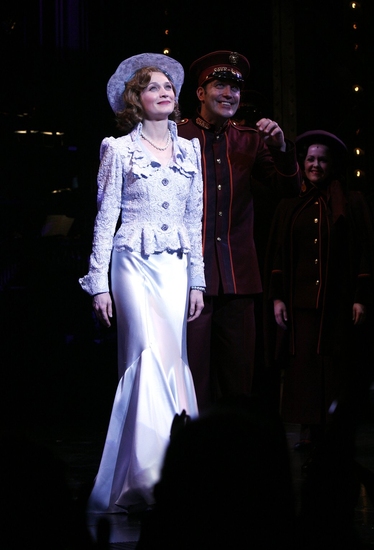 Photo Coverage: GUYS & DOLLS Opening Night Curtain Call! Image