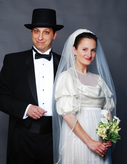 Photo Flash: Lifeline Theatre Presents 'BUSMAN'S HONEYMOON' Image