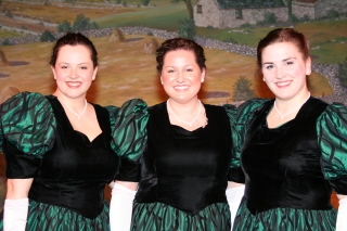 Photo Coverage: Reagle Players Go Green for St. Pat's Image