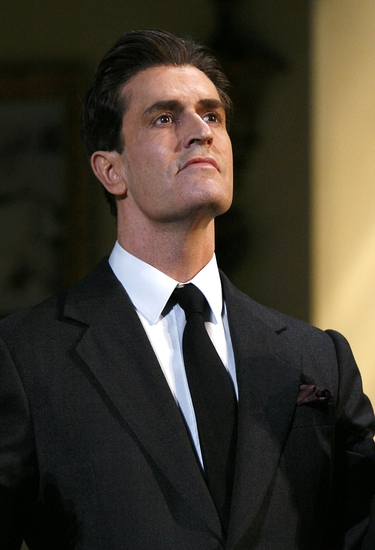 Photo Coverage: 'Blithe Spirit' Opening Night on Broadway Curtain Call! Image