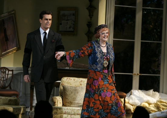 Photo Coverage: 'Blithe Spirit' Opening Night on Broadway Curtain Call! Image