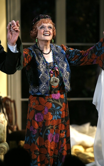 Photo Coverage: 'Blithe Spirit' Opening Night on Broadway Curtain Call! Image