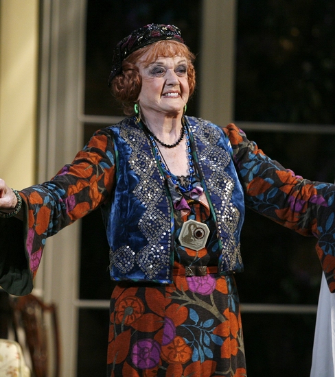Photo Coverage: 'Blithe Spirit' Opening Night on Broadway Curtain Call! Image