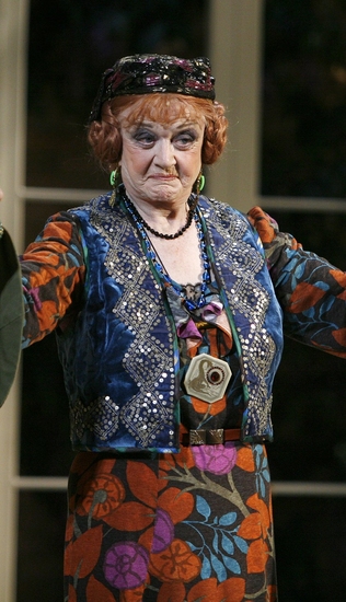 Photo Coverage: 'Blithe Spirit' Opening Night on Broadway Curtain Call! Image