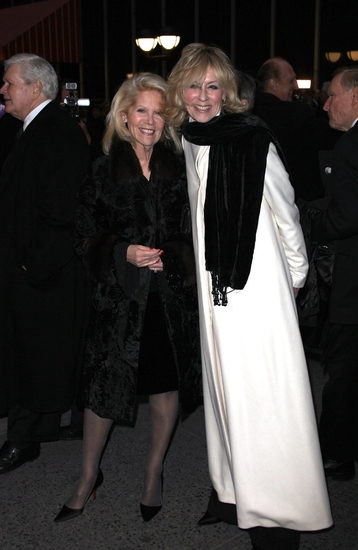 Photo Coverage: 'Blithe Spirit' Opening Night Arrivals Image