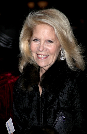 Photo Coverage: 'Blithe Spirit' Opening Night Arrivals Image
