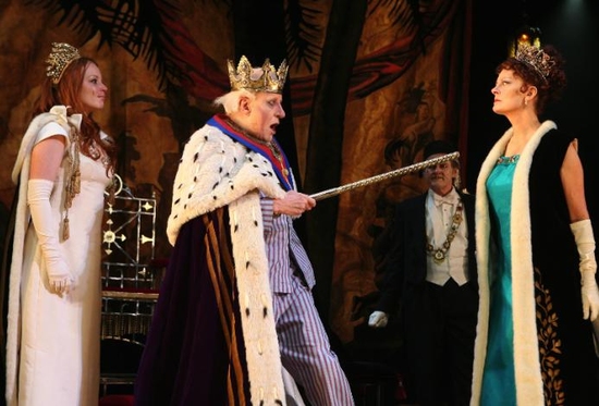 Photo Flash: EXIT THE KING at the Barrymore Image