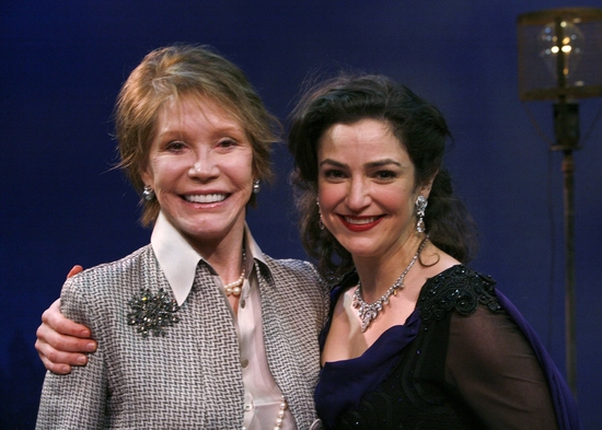 Photo EXCLUSIVE: Mary Tyler Moore Visits ENTER LAUGHING Image