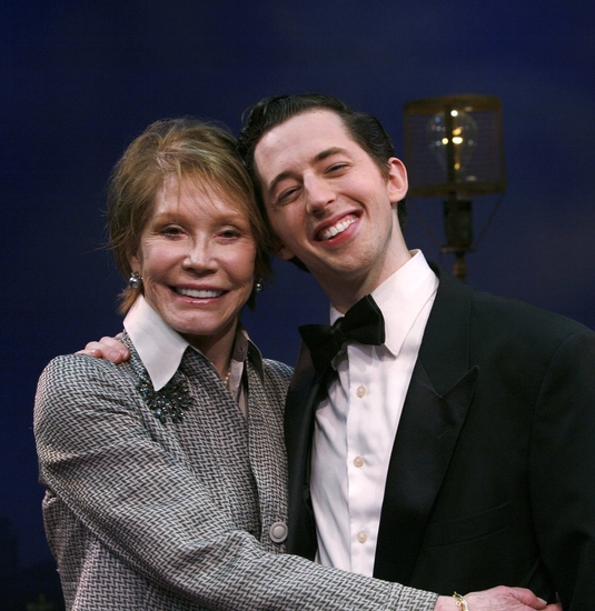 Photo EXCLUSIVE: Mary Tyler Moore Visits ENTER LAUGHING Image