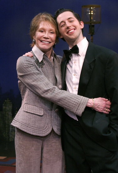 Photo EXCLUSIVE: Mary Tyler Moore Visits ENTER LAUGHING Image
