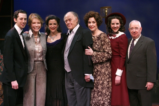 Photo EXCLUSIVE: Mary Tyler Moore Visits ENTER LAUGHING Image