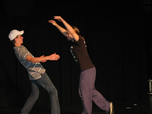 Photo Flash: Stage Combat At KVPAC With Alan Hutton Image