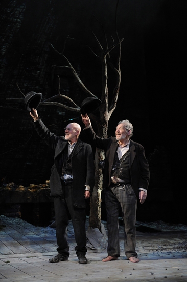 Photo Flash: WAITING FOR GODOT at Royal Haymarket Image