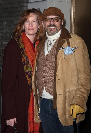 Nancy Sheppard and Joey Pantoliano

 Photo