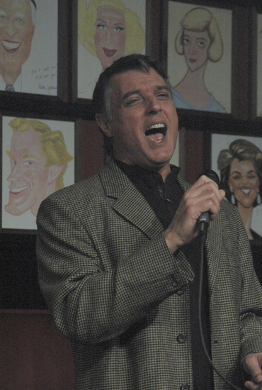 Photo Coverage: James Barbour Welcomes Robert Cuccioli at Sardi's Image