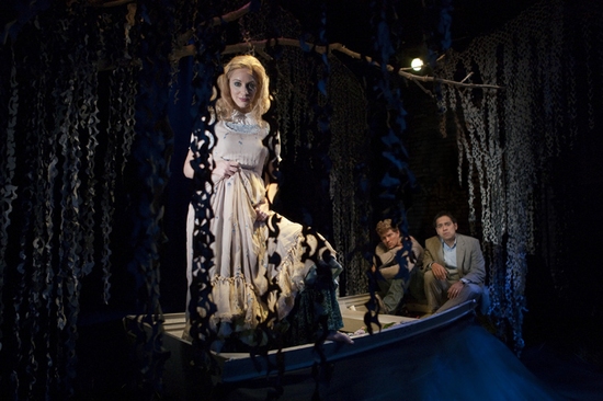 Photo Flash: GAUGLEPRIXTOWN Image