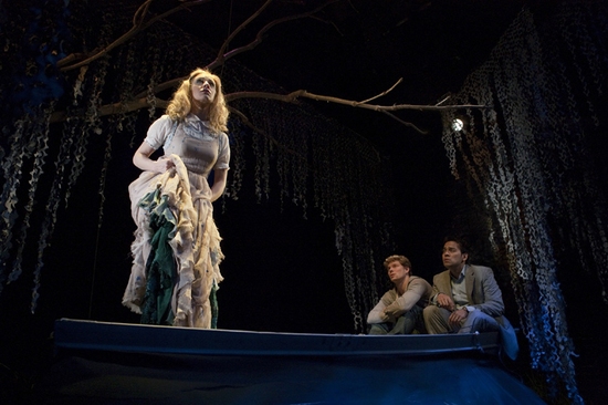 Photo Flash: GAUGLEPRIXTOWN Image