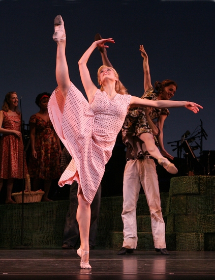 Photo Flash: FINIAN'S RAINBOW At City Center Image