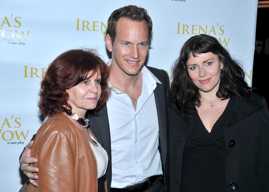 Patrick Wilson, Dagmara Dominczyk and her mother Photo